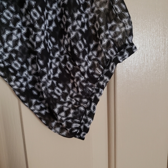 🌼Ladies tunic - Picture 4 of 6